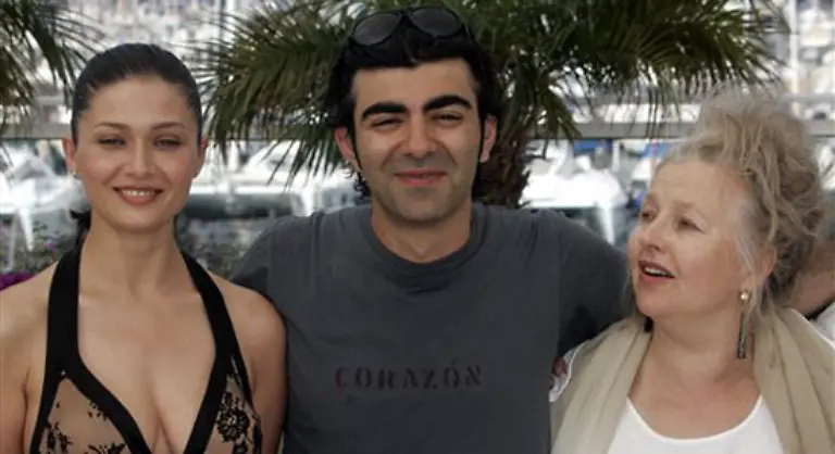 Seit-mit-Fatih-Akin-eine-Reihe-junger-Filmemacher-auf-sie-zugekommen-ist-widmet-sich-die-Schygulla-die-am-25-Dezember-65-Jahre-alt-wurde-wieder-verstaerkt-dem-Kino