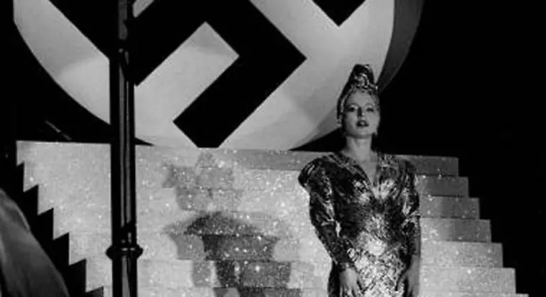 Man-muss-auch-ein-Niemand-sein-koennen-Nur-so-bist-du-faehig-dich-in-andere-hineinzuversetzen-erklaerte-sie-in-einem-Interview-mit-der-Tageszeitung-Die-Welt