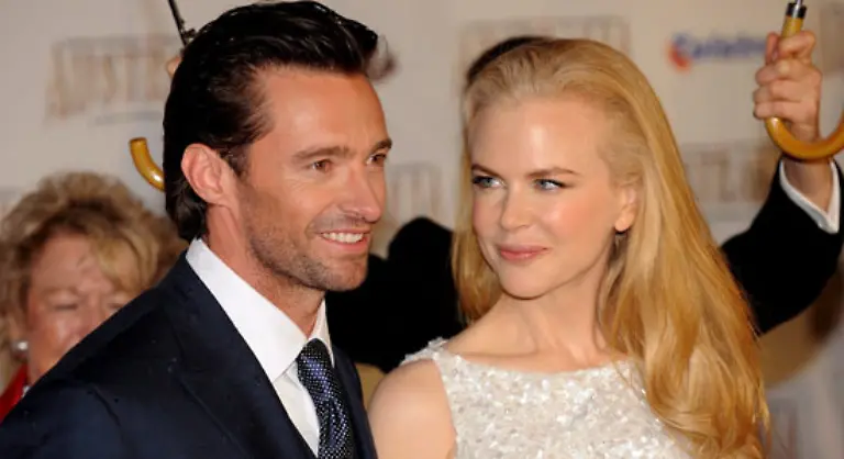 Waehrend-des-Abenteuers-verliebt-sie-sich-in-den-australischen-Cowboy-Drover-Jackman