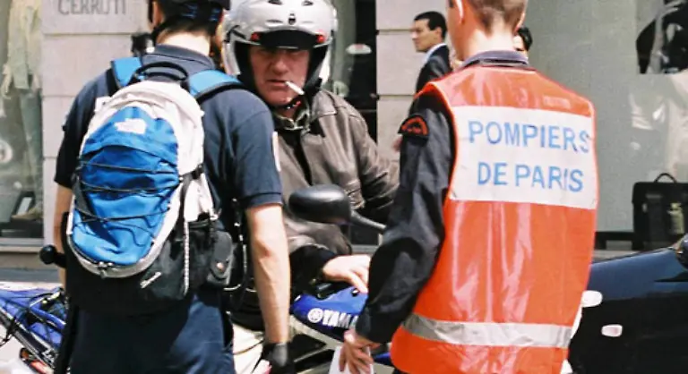 Dpardieu-kann-impulsiv-und-masslos-sein-Seine-Alkoholprobleme-fuehrten-1998-zu-einem-Motorradunfall-fuer-den-er-eine-Bewaehrungsstrafe-erhielt