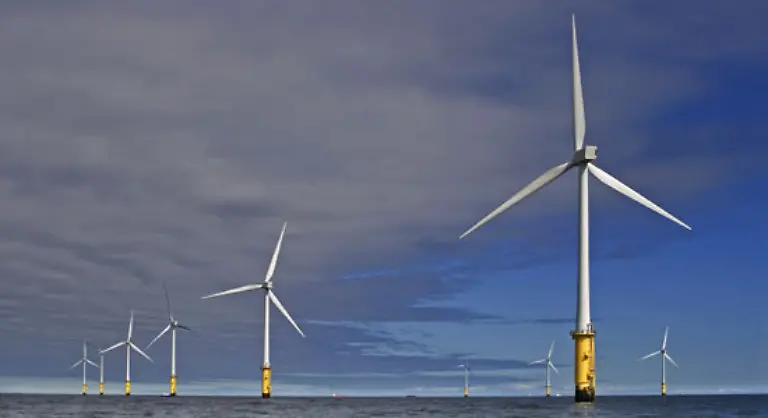 OeKOSTROM-Zum-Ausbau-von-Oekostrom-werden-zum-Jahreswechsel-die-Foerdersaetze-fuer-Windenergie-an-Land-weniger-stark-gesenkt-als-zunaechst-vorgesehen-Die-Anreize-fuer-Windkraft-aus-dem-Meer-werden-erhoeht-um-die-Projekte-in-Nord-und-Ostsee-anzuschieben
