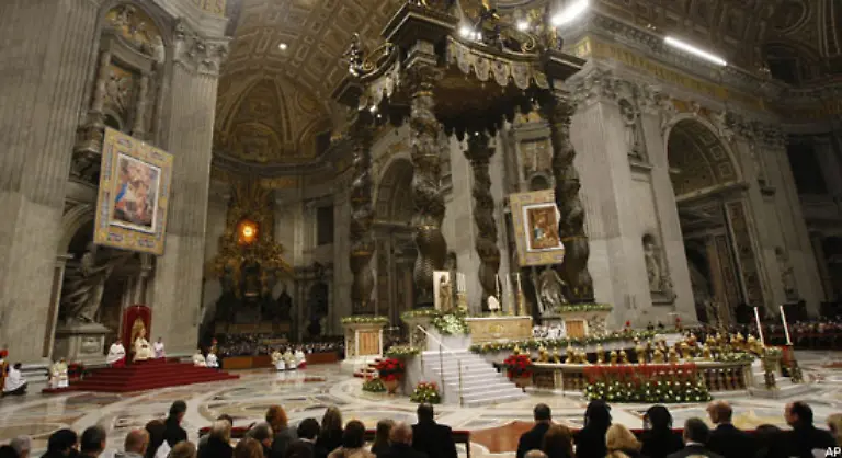 In-Rom-feierte-Papst-Benedikt-XVI-eine-Neujahrsmesse-im-Petersdom