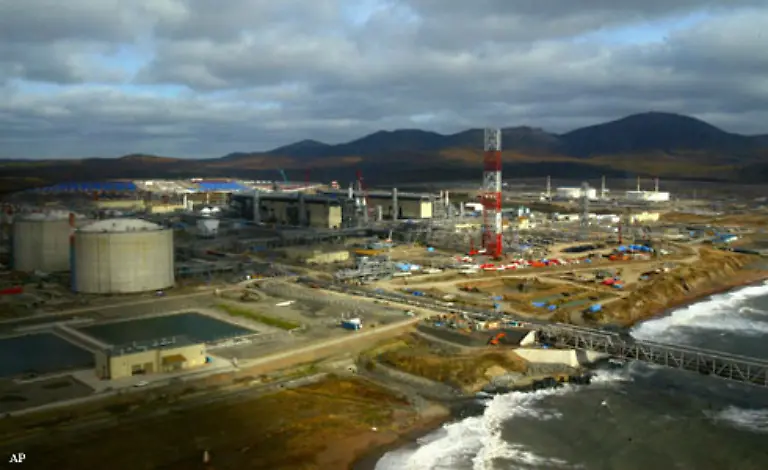 So-musste-der-britische-Energiekonzern-Shell-die-Mehrheit-an-Russlands-groesstem-Gasprojekt-Sachalin-2-an-Gazprom-abtreten-Offizielle-Begruendung-waren-Verstoesse-gegen-Umweltauflagen