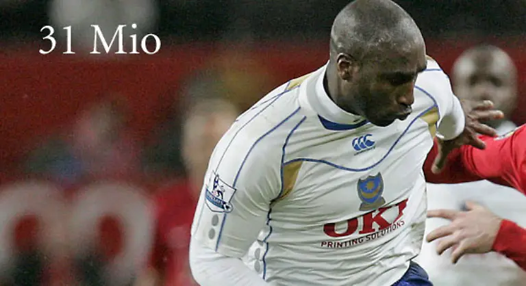 Portsmouth-Spieler-Sol-Campbell-hat-nochmal-5-Millionen-mehr-zum-Ausgeben-naemlich-31-Millionen-Euro
