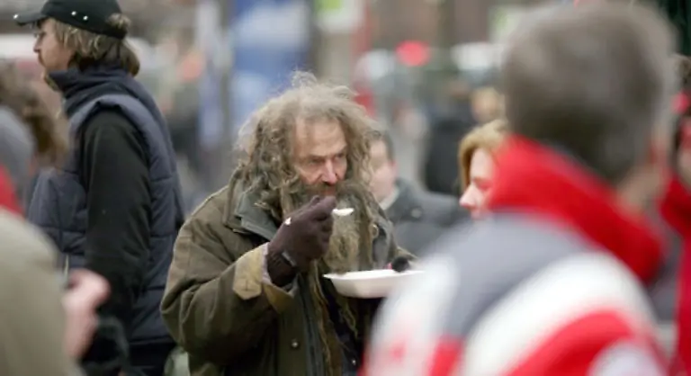 stellt-besonders-fuer-Obdachlose-in-der-Nacht-eine-Lebensgefahr-dar-Mehrere-Menschen-sind-bereits-erfroren