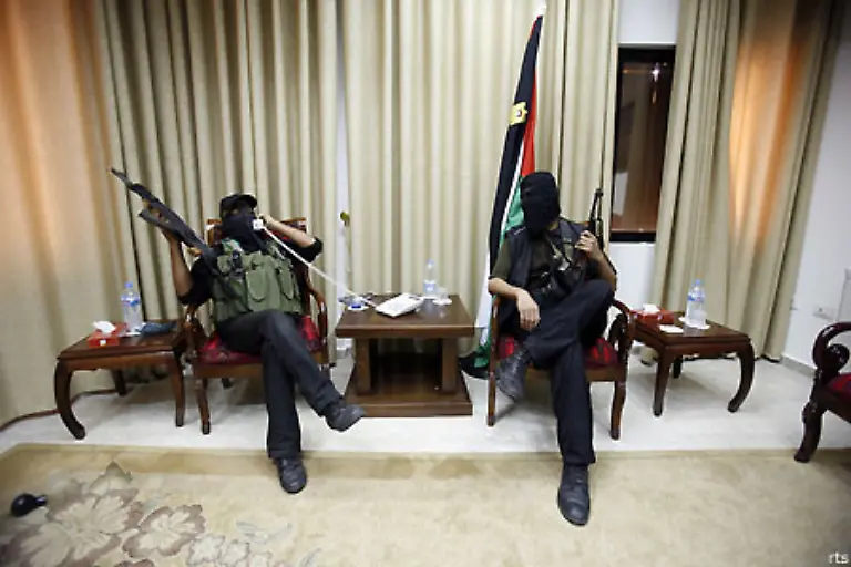 Seit-die-radikal-islamische-Hamas-im-Juni-2007-die-Herrschaft-im-Gazastreifen-uebernahm-hatte-Israel-seine-Blockadepolitik-gegenueber-den-Palaestinensern-in-diesem-Gebiet-verschaerft