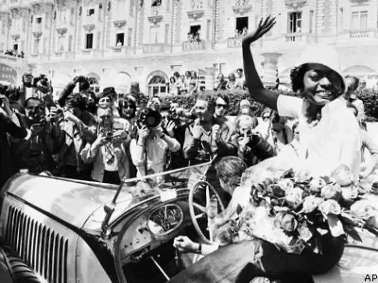 Ab-1972-verliert-Motown-allmaehlich-an-Bedeutung-das-Unternehmen-zieht-nach-Los-Angeles-um-um-auch-im-Filmgeschaeft-erfolgreich-zu-sein