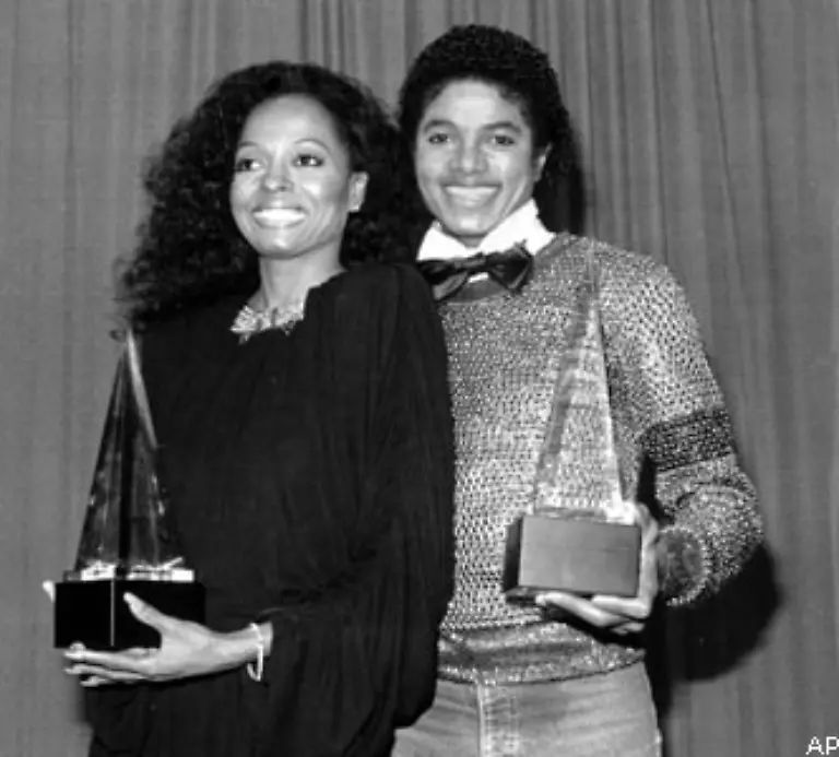 Doch-die-klassische-Motown-Zeit-ist-beendet-Nach-und-nach-trennen-sich-die-Stars-von-der-Firma-vor-allem-der-Weggang-von-Diana-Ross-1981-kennzeichnet-das-Ende-der-bedeutungsvollen-Zeit-des-Labels-Diana-Ross-mit-Michael-Jackson-1981