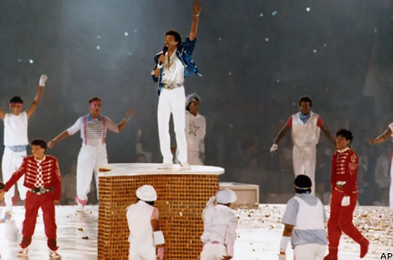 Zwar-bietet-Motown-auch-in-den-70ern-und-80ern-erfolgreiche-Musiker-auf-darunter-Lionel-Ritchie-oder-The-Commodores-Doch-an-alte-Glanzzeiten-kann-es-nicht-mehr-anknuepfen