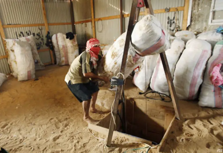 Weil-der-Schmuggel-ueber-die-unterirdischen-Lebensadern-florierte-waren-einige-Dinge-in-Gaza-sogar-billiger-als-in-Israel