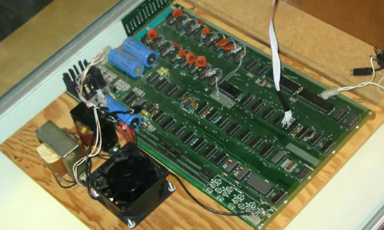 Ein-Haendler-bestellte-50-Geraete-fuer-deren-Herstellung-Jobs-sich-insgesamt-20-000-Dollar-pumpen-musste