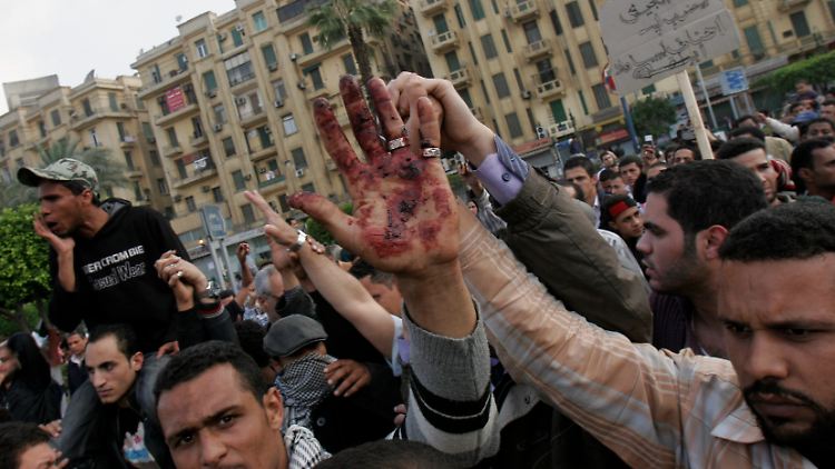 Blut auf dem Tahrir-Platz.