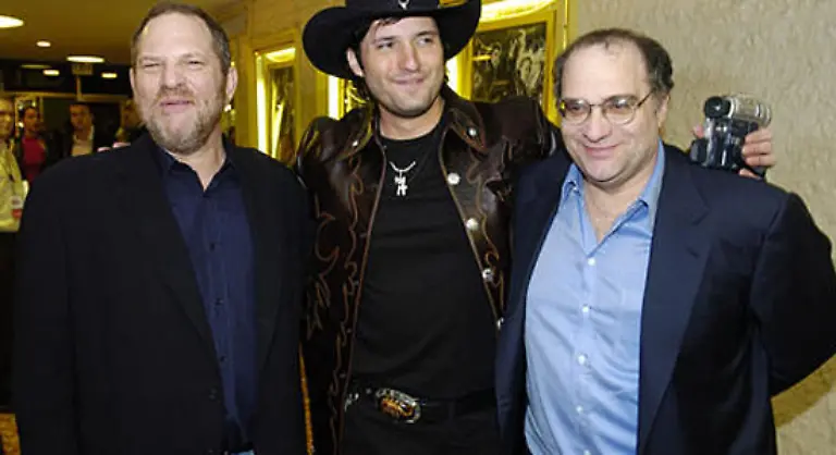 Im-Oktober-sprang-der-Oscar-praemierte-Produzent-Scott-Rudin-von-dem-Projekt-ab-und-liess-seinen-Namen-aus-dem-Filmabspann-streichen-Aus-der-Branche-verlautete-er-habe-sich-mit-den-ausfuehrenden-Produzenten-Harvey-l-und-Bob-r-Weinstein-ueberworfen