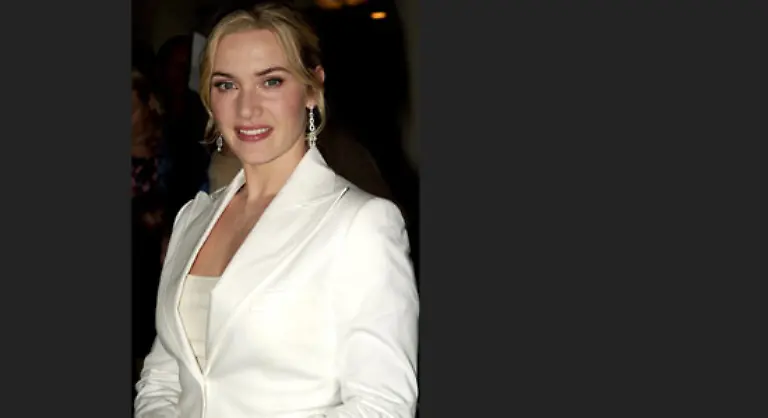 Die-Vermarktung-des-brisanten-Dramas-mit-freizuegigen-Liebesszenen-zwischen-einem-15-jaehrigen-Jungen-und-einer-mehr-als-doppelt-so-alten-Frau-mit-Nazi-Vergangenheit-war-kein-leichtes-Unterfangen