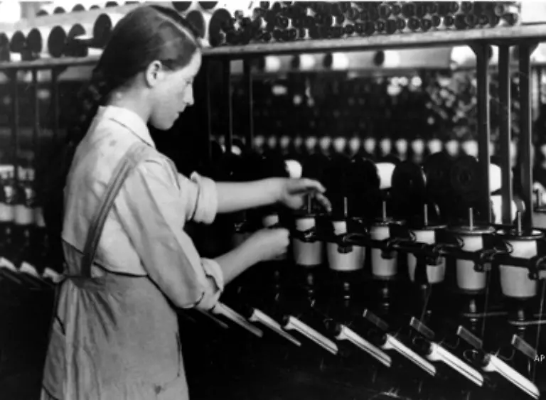 Alkohol-galt-vielen-Reformern-als-Quelle-der-schlimmsten-Uebel-wie-Verbrechen-Armut-Misshandlung-von-Frauen-Prostitution