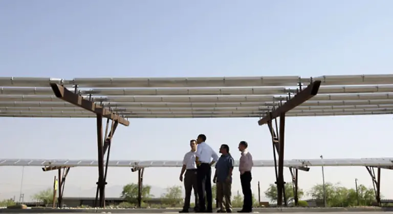 und-den-CO2-Ausstoss-der-USA-bis-2050-um-80-Prozent-reduzieren-Bis-2012-sollen-10-Prozent-des-Stroms-aus-erneuerbaren-Energien-stammen