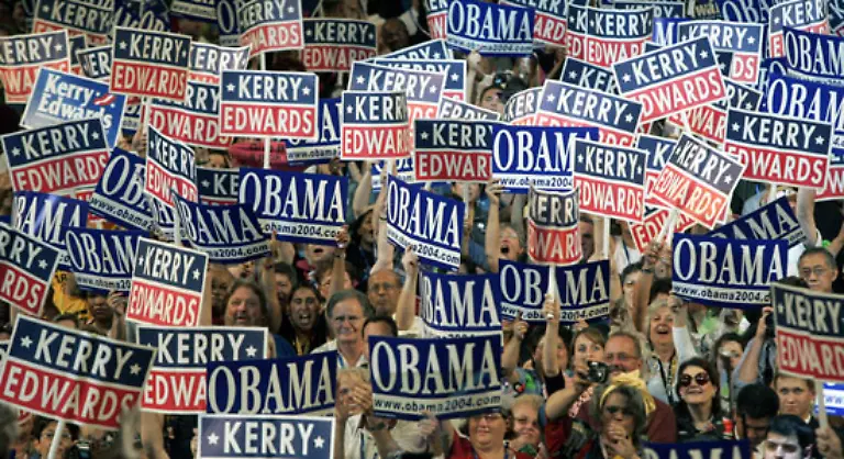 Mit-seinem-Aufruf-Hoffnung-zu-wagen-reisst-er-das-Parteivolk-mit-Sein-Slogan-beschwoert-die-Einheit-Es-gibt-kein-liberales-Amerika-und-kein-konservatives-Amerika-Es-gibt-nur-die-Vereinigten-Staaten-von-Amerika