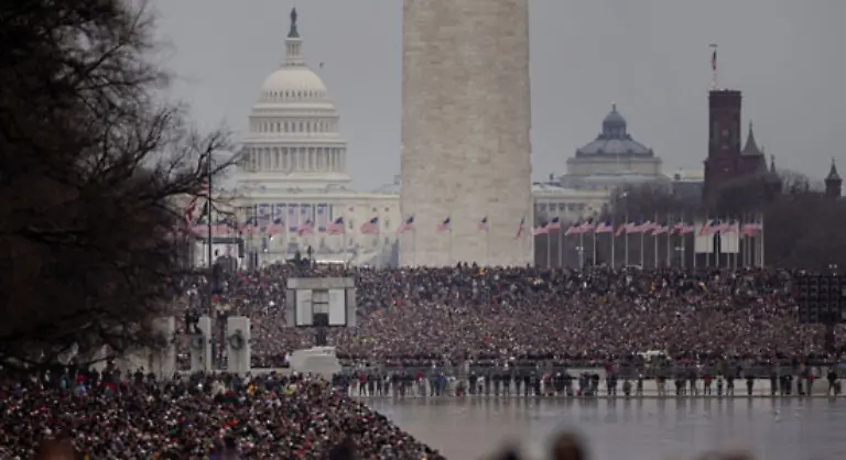 Am-Sonntag-feiern-mehrere-hunderttausend-Menschen-im-Zentrum-von-Washington-ein-Fest-der-Vorfreude