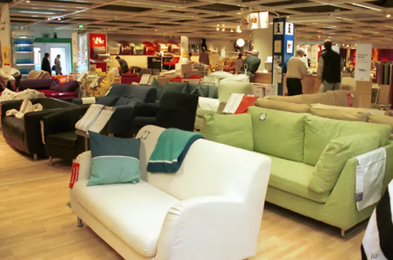 Mittlerweile-hat-Ikea-die-deutsche-Wohnlandschaft-fest-im-Griff-Beruhigenderweise-schaffen-es-selbst-komplette-Stil-Legastheniker-sich-hier-einigermassen-ansehnlich-einzurichten