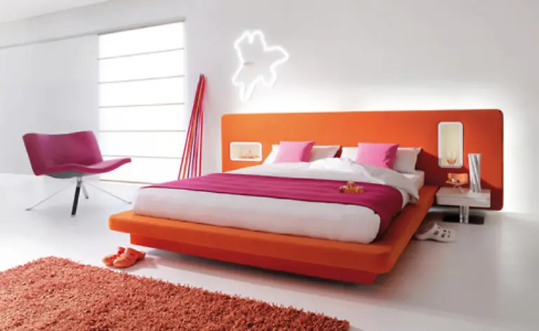 Schafft-Abhilfe-wenn-der-Schlafzimmeralltag-etwas-farblos-ist-Das-low-pad-bed-von-Superba-Betten