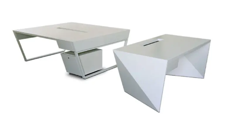Air-101-von-Kinzo-Schreibtische-wie-diese-muessen-natuerlich-frei-im-Raum-stehen