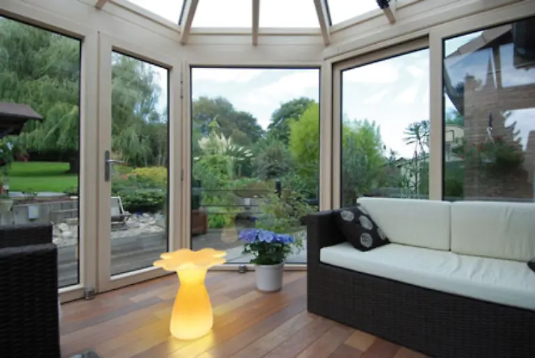 Dieses-Hokamp-Sitzmobiliar-traegt-den-schoenen-Namen-Optimist