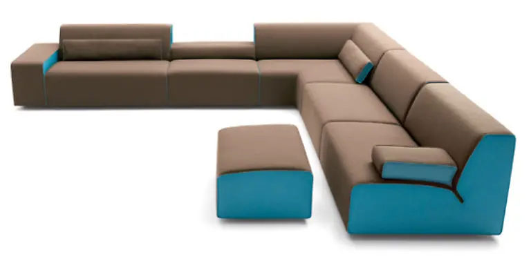 Sitzgruppe-fuer-die-Grossfamilie-Kelp-von-Cor-Sitzmoebel