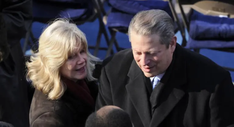 Ex-Vizepraesident-und-Friedensnobelpreistraeger-Al-Gore-mit-Frau-Tipper