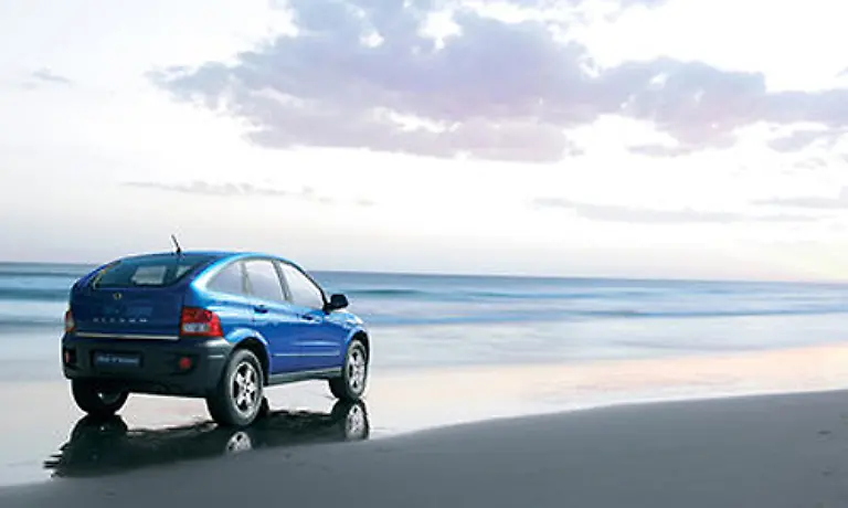 Wie-kann-man-ein-SUV-noch-haesslicher-machen-als-es-die-Grundform-ohnehin-schon-vorgibt-Diese-Frage-haben-sich-vielleicht-die-Entwickler-des-SsangYong-Actyon-gestellt