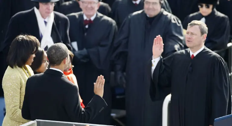 Ich-Barack-Obama-schwoere-feierlich-dass-ich-das-Amt-des-Praesidenten-der-Vereinigten-Staaten-getreulich-verwalten