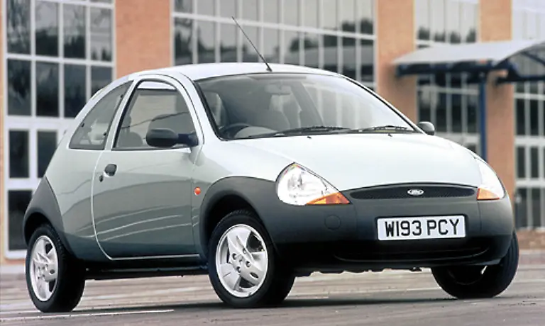 Der-Ford-Ka-war-von-Beginn-an-ein-Auto-das-polarisierte-Dass-er-nach-so-vielen-Jahren-auf-Deutschlands-Strassen-in-unserer-Hitliste-immer-noch-einen-vierten-Platz-erringt-ist-dafuer-ein-weiterer-Beweis