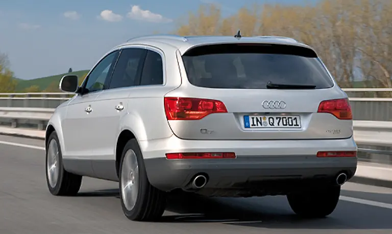 Ein-anderer-attestierte-Charme-eines-Panzers-Intelligenz-einer-Muecke-Das-Auto-wirkt-einfach-nicht-mehr-zeitgemaess-was-sich-auch-an-den-sinkenden-Verkaufszahlen-ablesen-laesst