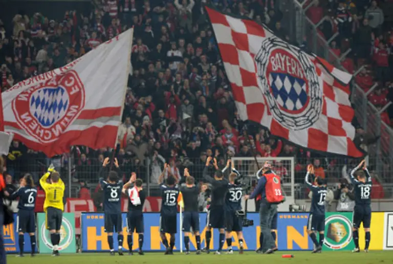 Die-Woche-der-Wahrheit-hat-fuer-den-FC-Bayern-mit-einem-Paukenschlag-begonnen