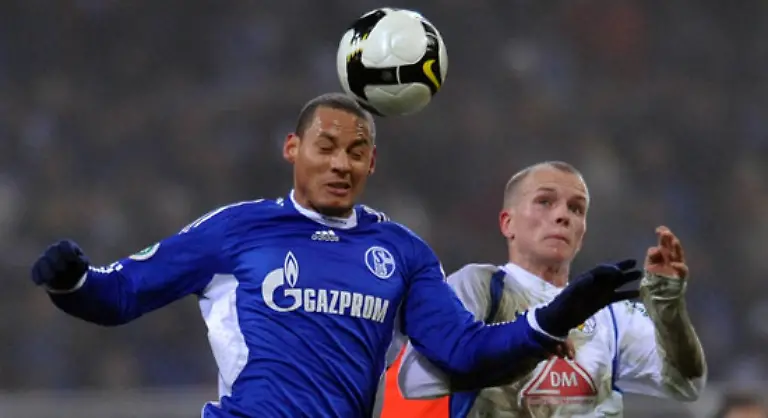 Wieder-oben-hinkommen-will-der-FC-Schalke-04-Nach-der-unbefriedigenden-Hinrunde-machten-die-Koenigsblauen-im-Pokal-gegen-den-Drittligisten-Carl-Zeiss-Jena-einen-ersten-Schritt-hinaus-aus-der-sportlichen-Krise