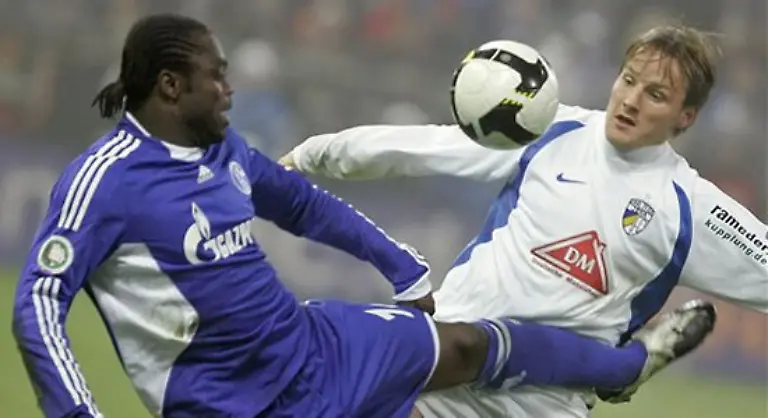 Anschliessend-landete-auch-noch-Gerald-Asamoah-einen-Treffer