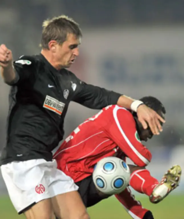 Anders-als-in-Jena-gab-es-im-Zweitligaduell-zwischen-dem-SC-Freiburg-und-Mainz-05-keinen-klaren-Favoriten