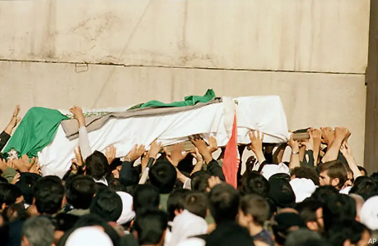 Kurz-danach-werden-auch-die-Beziehungen-zu-Grossbritannien-abgebrochen-Khomeini-stirbt-wenig-spaeter-am-3-Juni-1989