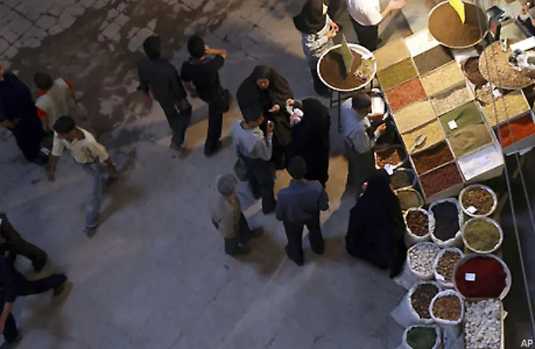 Nach-30-Jahren-muss-sich-das-Regime-in-Teheran-kaum-Sorgen-um-das-eigene-Ueberleben-machen-denn-eine-effiziente-Opposition-ist-nach-Einschaetzung-von-Beobachtern-nicht-in-Sicht