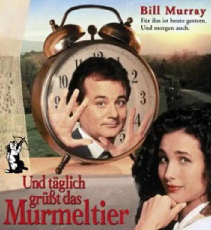 ist-der-Ort-weit-ueber-die-USA-hinaus-ein-Begriff-Im-Mittelpunkt-der-Komoedie-steht-ein-ichbezogener-TV-Meteorologe-gespielt-von-Bill-Murray-dem-es-zum-Hals-heraushaengt-alle-Jahre-wieder-fuer-seine-Fernsehstation-ueber-den-Groundhog-Day-berichten-zu-muessen