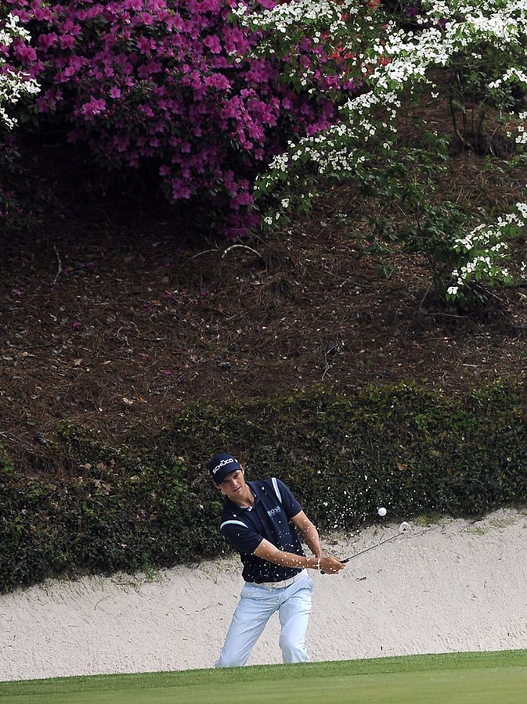 Ja wo schlägt er denn? Kaymer findet sich im Bunker wieder.