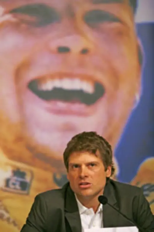 immer-noch-niemals-gedopt-zu-haben-und-das-ist-ganz-gross-betonte-Ulrich-in-einer-Pressekonferenz