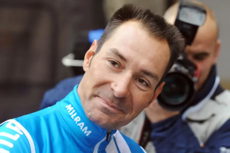 Und-Erik-Zabel-sagte-das-was-kleine-Jungs-auch-immer-sagen-wenn-sie-bei-etwas-Verbotenem-erwischt-wurden-Er-habe-es-wirklich-ganz-ehrlich-nur-einmal