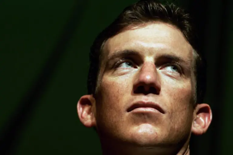 nachdem-bei-der-Vuelta-2004-fremdes-Blut-in-seinem-Koerper-gefunden-wurde-Ich-bin-ein-Mischwesen-die-fremden-Zellen-in-meinem-Koerper-werden-von-den-Stammzellen-meines-vor-der-Geburt-gestorbenen-Zwillingsbruders-produziert