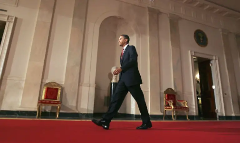 Praesident-Obama-reagierte-veraergert-und-legte-sich-mit-der-Wall-Street-an