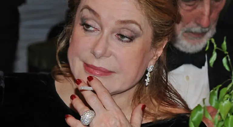 Und-was-haben-Helmut-Schmidt-und-Catherine-Deneuve-gemeinsam