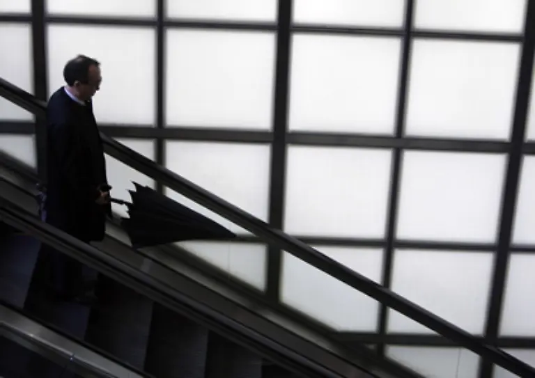 Untergangsstimmung-im-Land-der-aufgehenden-Sonne-Japan-rutscht-immer-tiefer-in-die-Krise