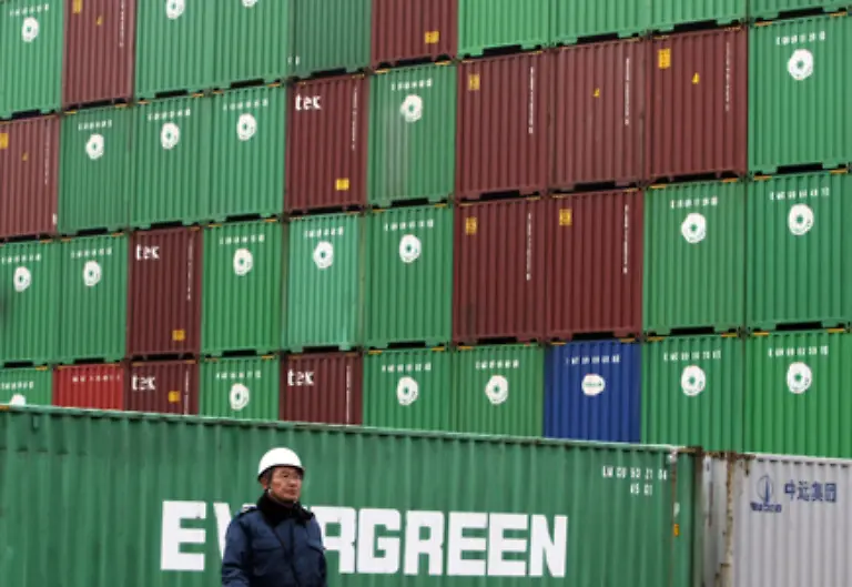 133-und-die-Nachfrage-nach-Autos-Elektronik-und-Maschinen-Made-in-Japan-ist-dramatisch-zurueckgegangen