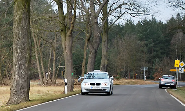 Dass-er-im-Test-nicht-weiter-vorne-landet-haengt-weniger-an-dem-Auto-selbst-Vielmehr-ist-es-die-starke-Konkurrenz-der-knappe-Platz-und-der-doch-recht-hohe-Preis