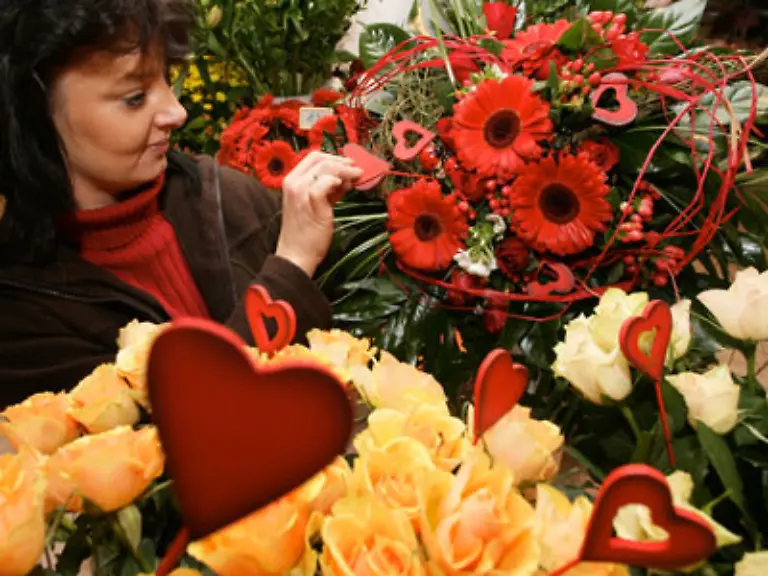 Schwierig-wird-es-naemlich-schon-beim-Thema-Blumen-immer-wieder-gern-verschenkt-aber-schnell-mal-den-Zweck-verfehlt