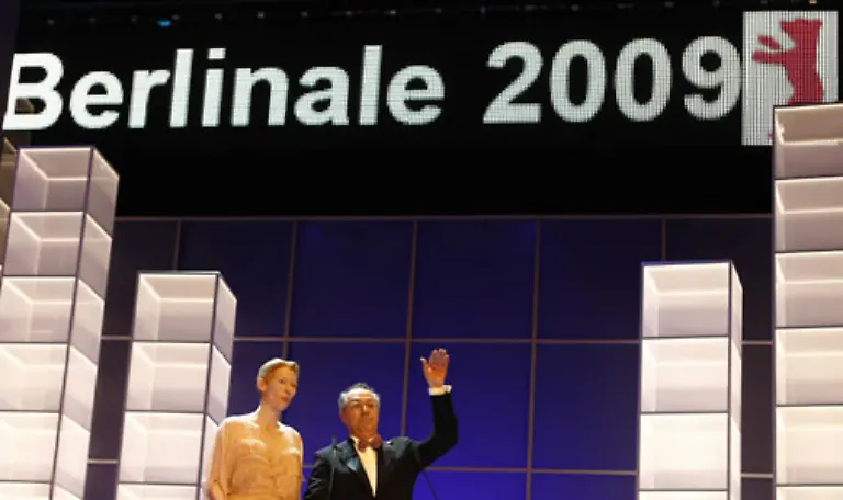 uns-eine-wundervolle-Berlinale-mit-hoechsten-Anspruechen-zu-bieten-Und-ganz-nebenbei-mit-etwa-270-000-verkauften-Karten-einen-neuen-Besucherrekord-aufgestellt